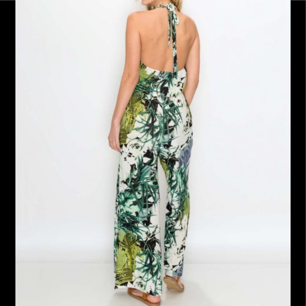 NWT Kimberly.c halter jumpsuit - Picture 4 of 7
